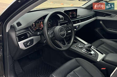 Седан Audi A4 2016 в 