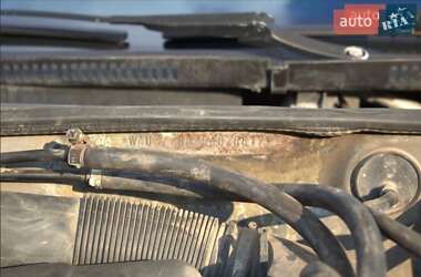 Седан Audi A4 1995 в 