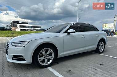Седан Audi A4 2018 в 