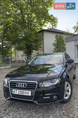 Седан Audi A4 2008 в Надворной