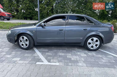 Седан Audi A4 2002 в 
