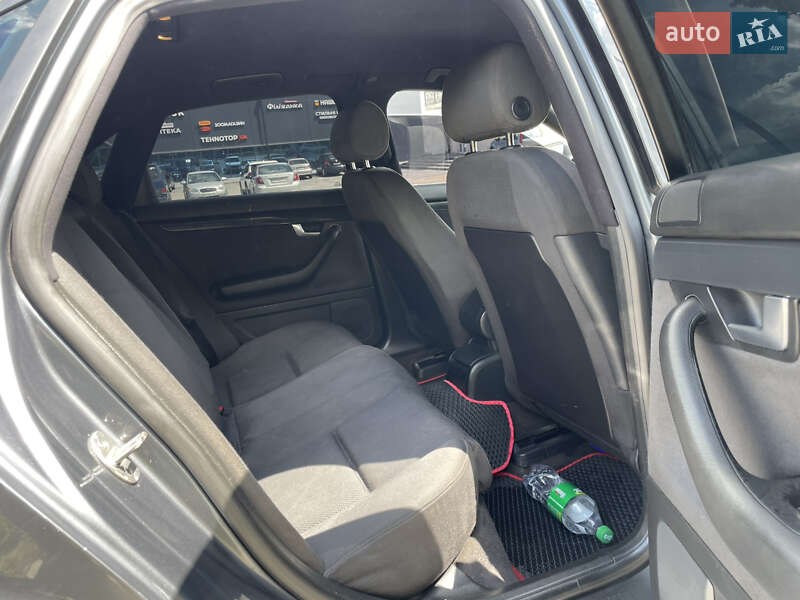 Седан Audi A4 2002 в Виннице