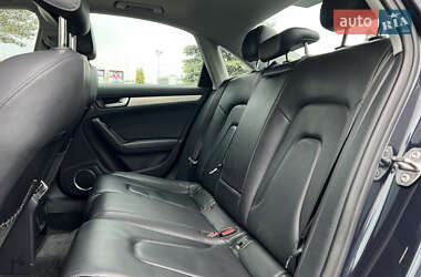 Седан Audi A4 2015 в 