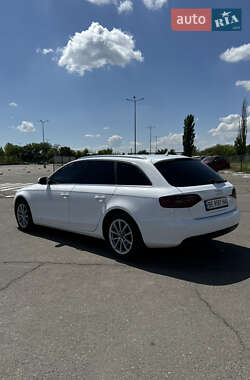 Универсал Audi A4 2013 в 