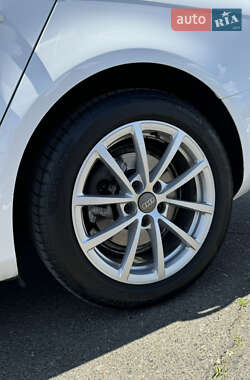 Универсал Audi A4 2013 в 