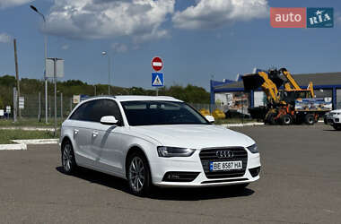Универсал Audi A4 2013 в 