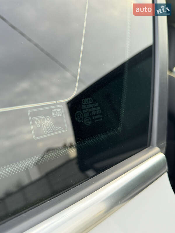 Универсал Audi A4 2013 в Первомайске