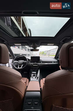 Седан Audi A4 2024 в 
