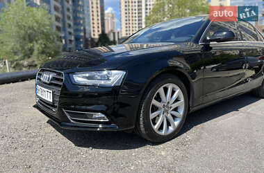 Седан Audi A4 2013 в 