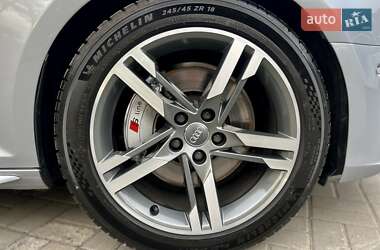 Седан Audi A4 2017 в 