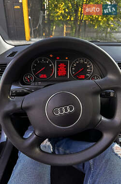 Универсал Audi A4 2004 в 