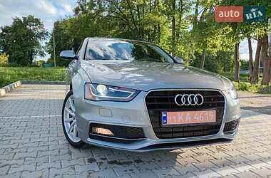 Седан Audi A4 2015 в 