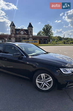 Седан Audi A4 2018 в Киеве