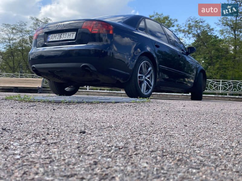 Седан Audi A4 2005 в Коростене