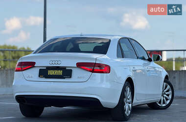 Седан Audi A4 2013 в 