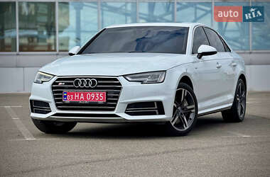 Audi A4 2017 Audi A4 2017