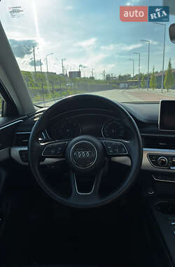 Седан Audi A4 2016 в 
