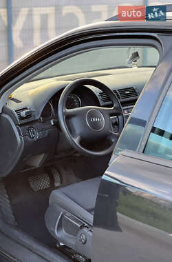Универсал Audi A4 2002 в 