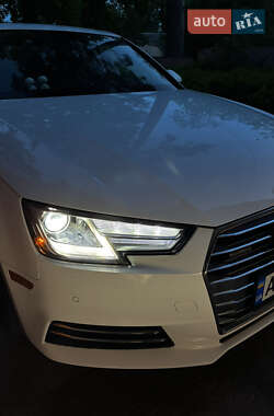 Седан Audi A4 2016 в 