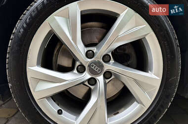 Универсал Audi A4 2019 в 