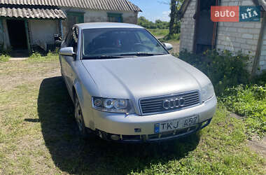 Седан Audi A4 2001 в 