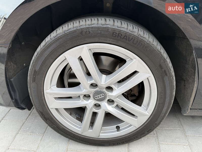 Универсал Audi A4 2017 в Виннице