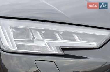 Универсал Audi A4 2018 в 
