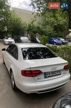 Седан Audi A4 2009 в 