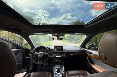 Седан Audi A4 2019 в 