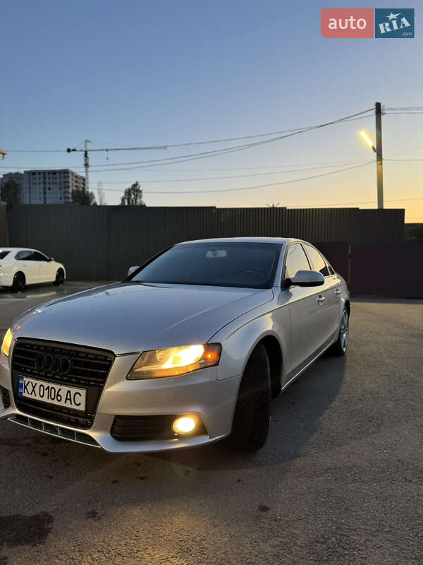Audi A4 2011