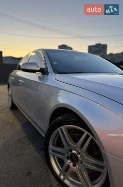 Седан Audi A4 2011 в 