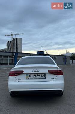 Седан Audi A4 2013 в 