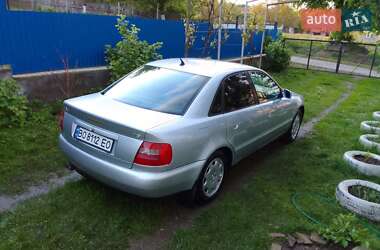 Седан Audi A4 1999 в Копычинце
