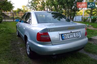 Седан Audi A4 1999 в 