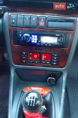 Седан Audi A4 1999 в 