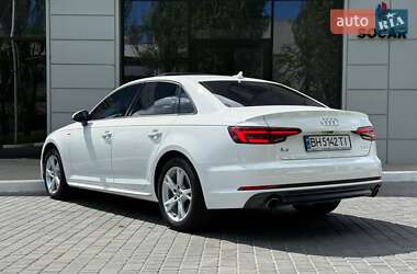 Седан Audi A4 2017 в 