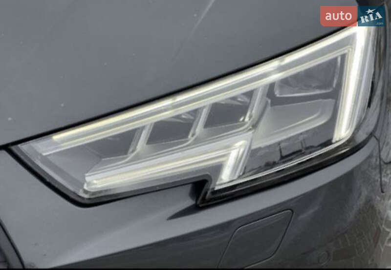 Седан Audi A4 2018 в Конотопе