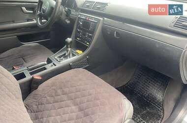 Седан Audi A4 2002 в 