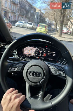 Седан Audi A4 2017 в 