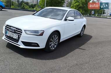 Седан Audi A4 2012 в Чернигове