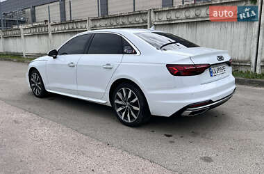 Седан Audi A4 2020 в 