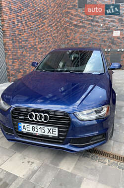 Седан Audi A4 2014 в 