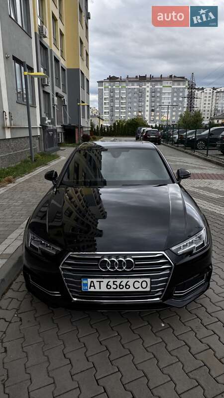 Седан Audi A4 2016 в Ивано-Франковске