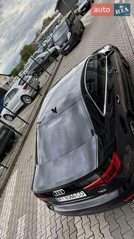 Седан Audi A4 2016 в Ивано-Франковске