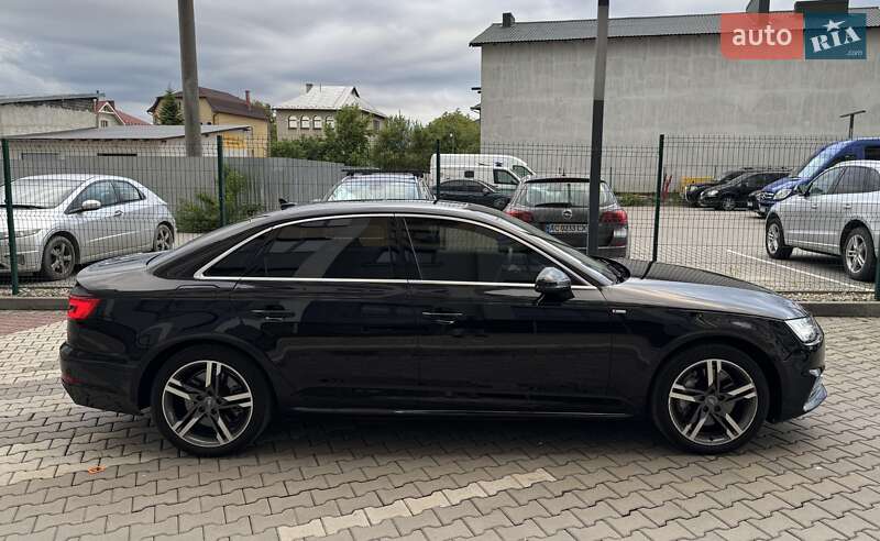 Седан Audi A4 2016 в Ивано-Франковске