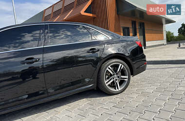 Седан Audi A4 2017 в 