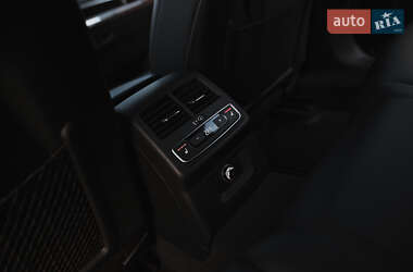 Седан Audi A4 2017 в 