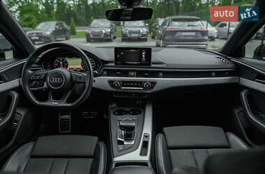 Седан Audi A4 2017 в 