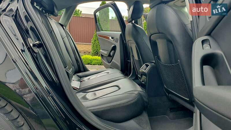 Седан Audi A4 2010 в Киеве