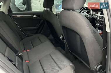 Седан Audi A4 2010 в 